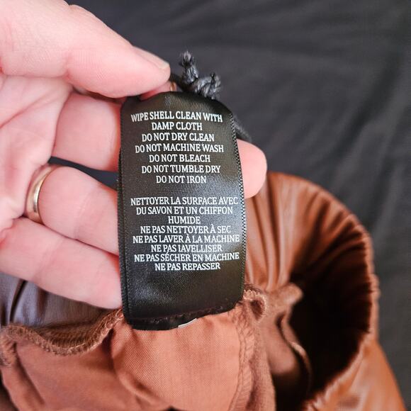 BlankNYC Brown When Its Love Faux Leather Wide Leg Pull On Pants Size S NWT Crop - Picture 9 of 12